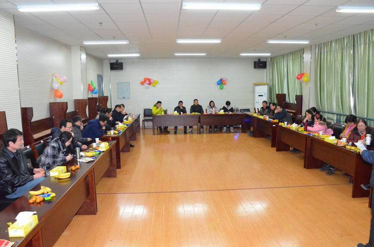 调整大小 会场.JPG